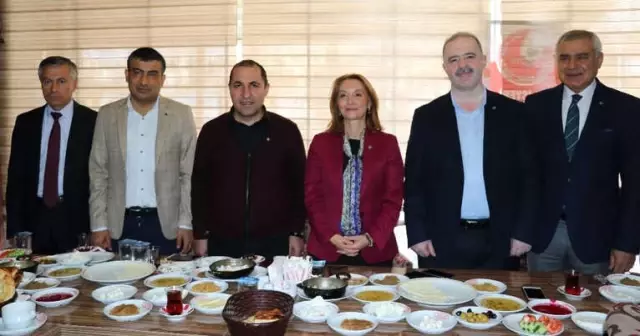 Türkiye Kent Konseyi Birliği Basınla Bir Araya Geldi Türkiye Kent Konseyi Birliği Basınla Bir Araya Geldi