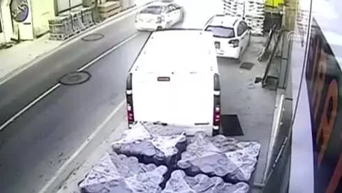 Beykoz'daki Hırsızlık Güvenlik Kamerasında - İstanbul Beykoz'daki Hırsızlık Güvenlik Kamerasında - İstanbul