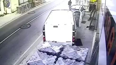 Beykoz'daki Hırsızlık Güvenlik Kamerasında - İstanbul Beykoz'daki Hırsızlık Güvenlik Kamerasında - İstanbul