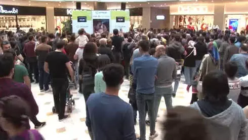 Dünya Hali'ne Muhteşem İzmir Galası Dünya Hali'ne Muhteşem İzmir Galası
