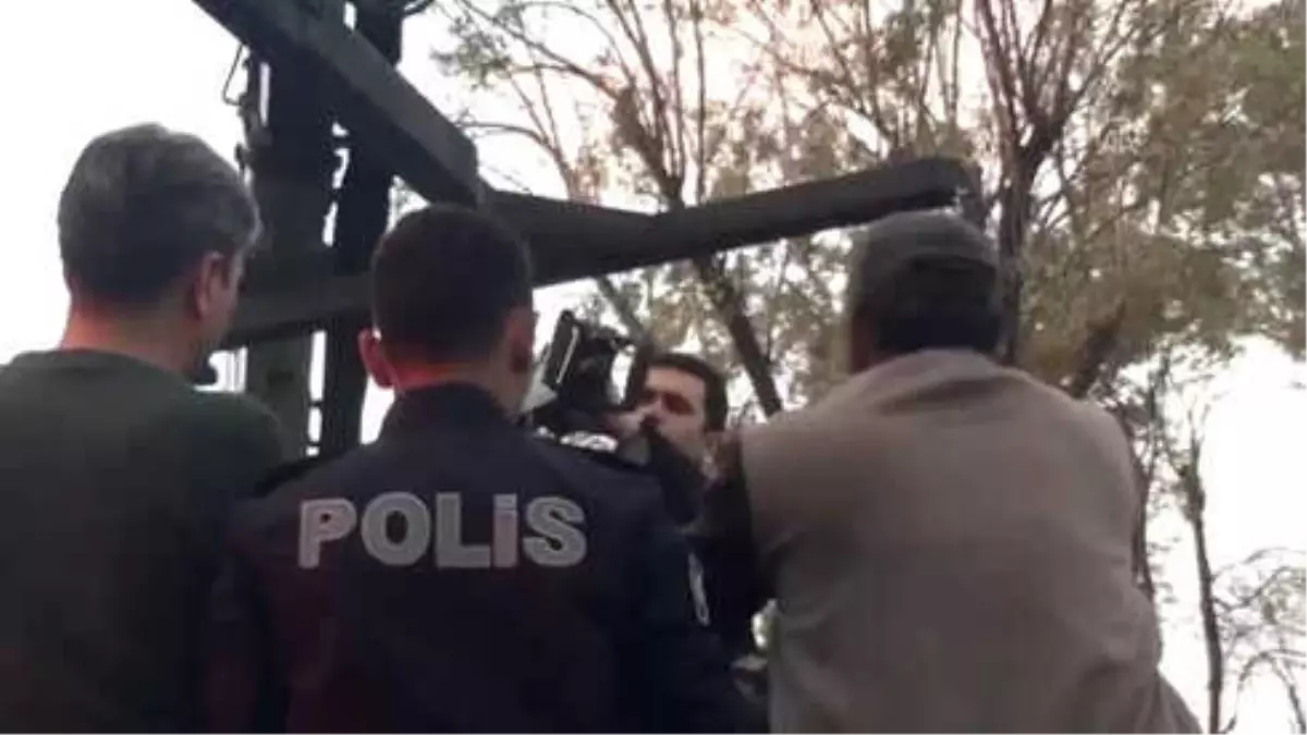 Maket Uçaksavarlı Cip, Trafikten Men Edildi - İstanbul