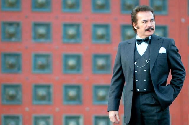 Orhan Gencebay'dan, 'İktidar Yandaşı' Eleştirilerine Cevap: Devletine Saygı Duymayan Nimetlerinden Yararlanmasın