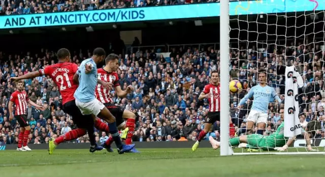 City Lider, Chelsea ve Liverpool Takipte