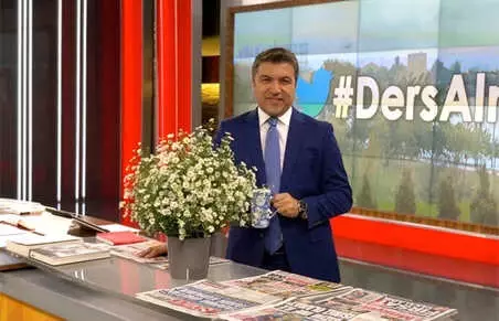 Şiddet Karşıtı Yayın Yapan Küçükkaya'dan Eşine Tehdit: Senin Yüzünü Dağıtırım Şiddet Karşıtı Yayın Yapan Küçükkaya'dan Eşine Tehdit: Senin Yüzünü Dağıtırım