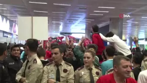 Ampute Milli Takımına Coşkulu Karşılama Ampute Milli Takımına Coşkulu Karşılama