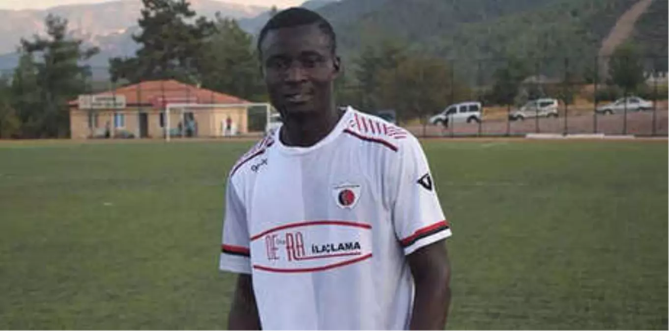 Mawoyeka Türkiye'de Futbolcu Olmuş