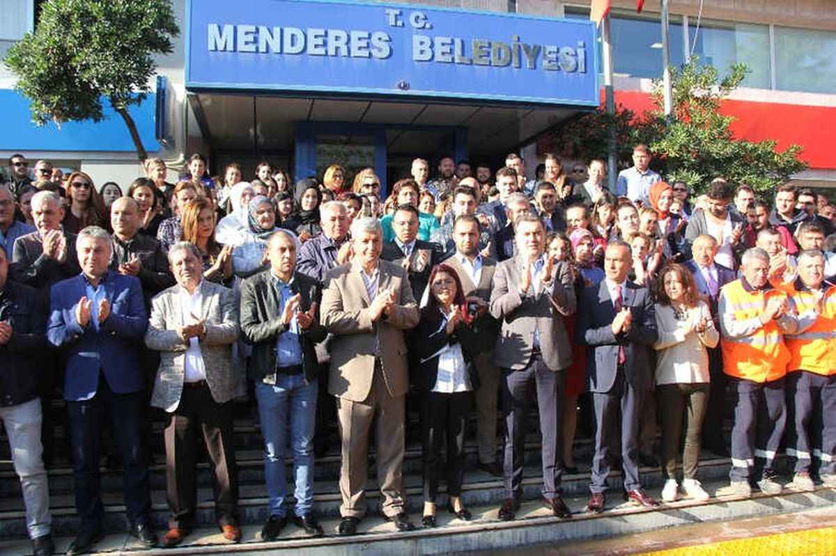 Menderes Belediyesi Çalışanlarından Kayıp Para İddialarına Tepki