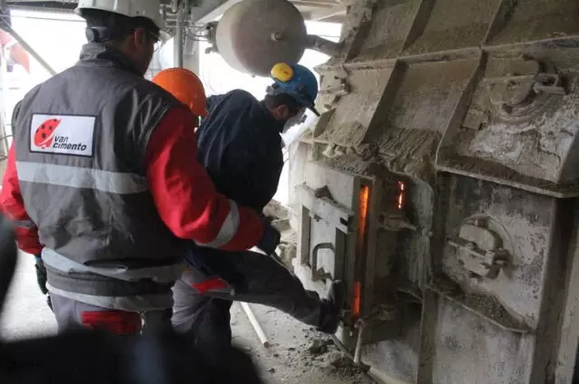 Van'da 13 Ton Uyuşturucu İmha Edildi