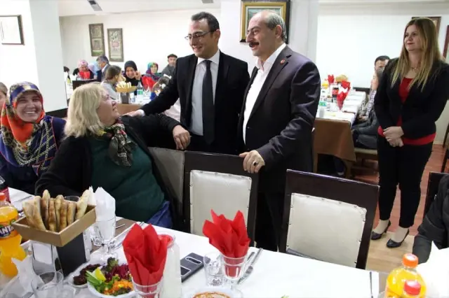 Banaz Kaymakamı, Şehit Aileleri ve Gazilerle Bir Araya Geldi