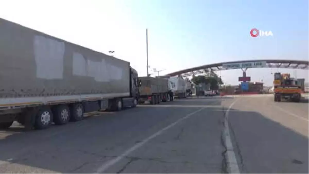 Çobanbey Sınır Kapısı'nın Kapatılmasından Sonra Tırlar Öncüpınar'dan Geçmeye Başladı