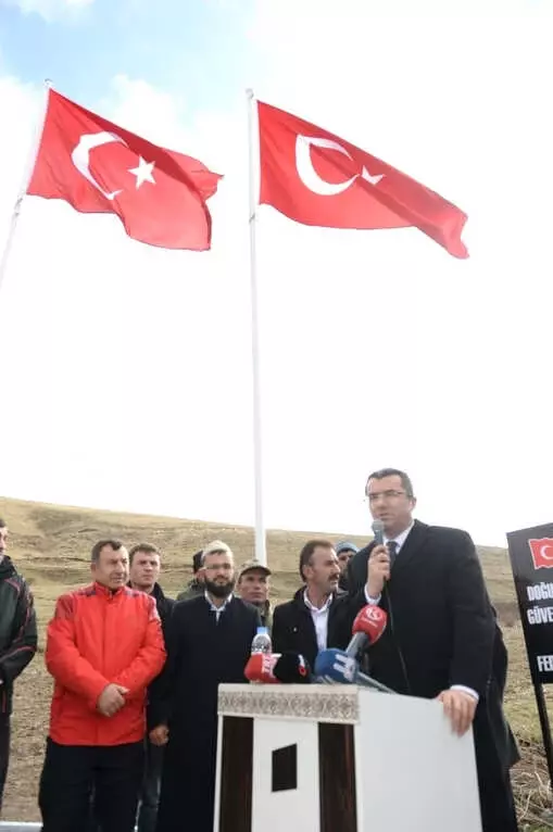 Erzurum'da Şehitler Çeşmesi Açıldı