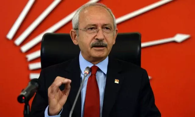 Kılıçdaroğlu'nun Üzerine Arabayı Sürüp...