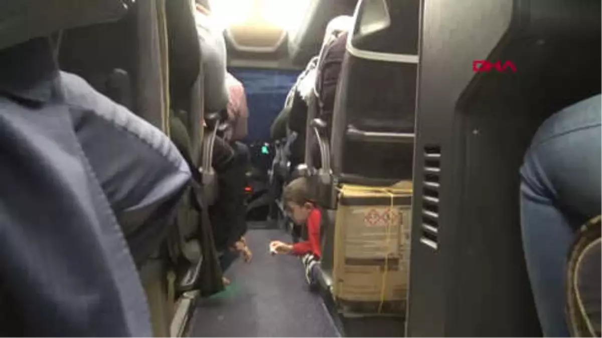 Miniklerin 'koltuk Altı' Oyunlu Yolculuğu