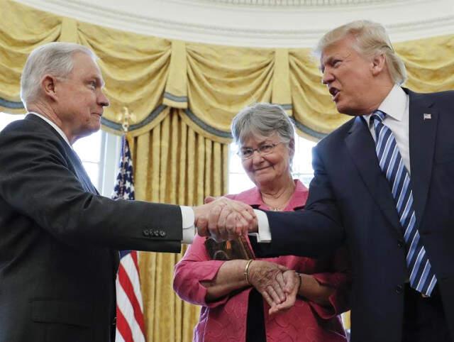 Son Dakika! ABD Adalet Bakanı, Trump'ın İsteği Üzerine İstifa Etti