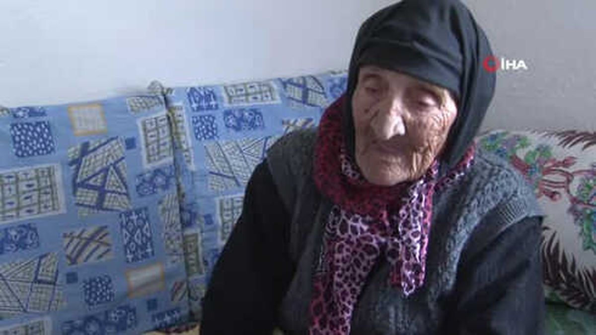 Aile Müdürü Hatırını Sormak İçin Evine Gitti, Yaşını Öğrenince Şoka Girdi