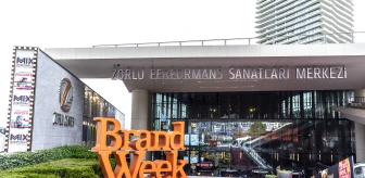Brand Week Istanbul 2018, Onur Konuğu Olarak Şener Şen'i Ağırladı
