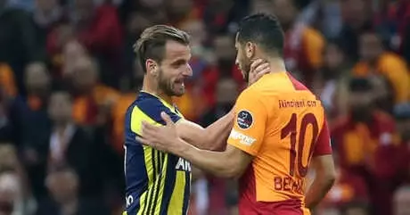 PFDK'dan 6 Maç Ceza Alan Roberto Soldado, Karara Tepki Gösterdi PFDK'dan 6 Maç Ceza Alan Roberto Soldado, Karara Tepki Gösterdi