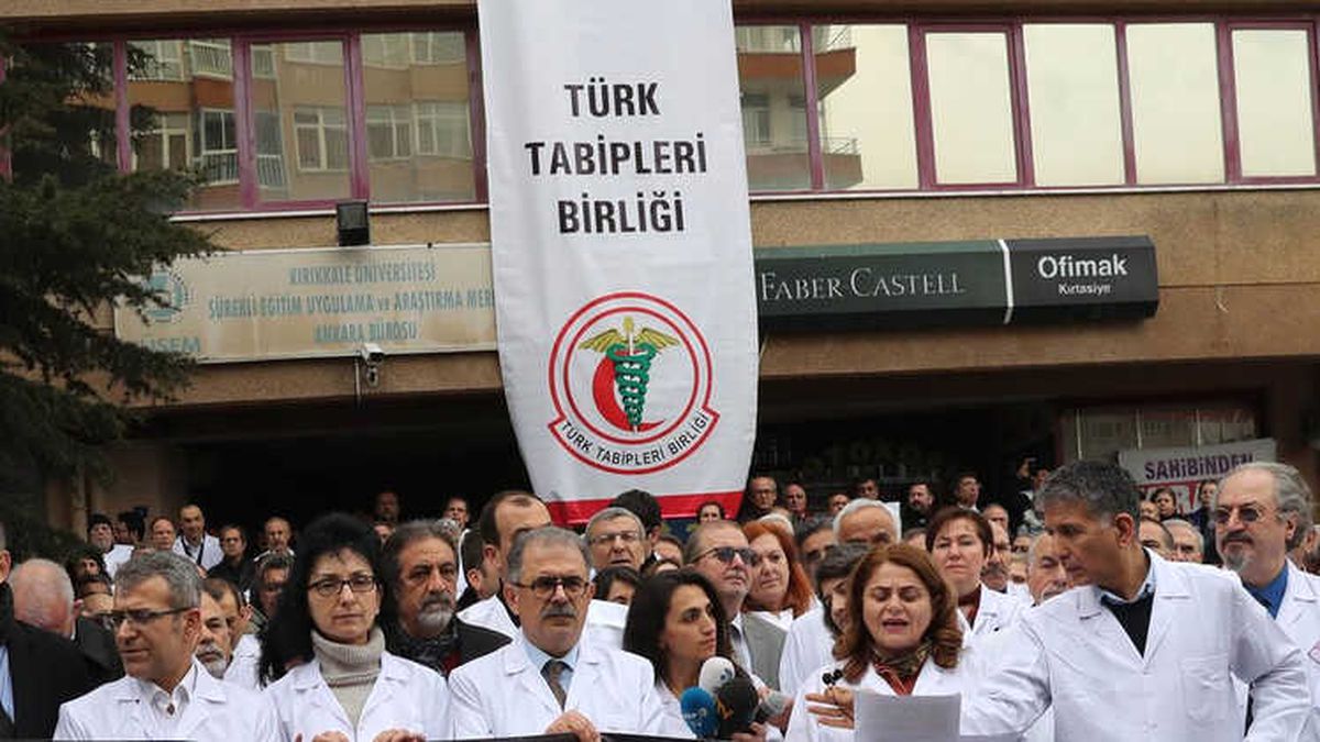 AKP'nin 'Sağlık' Teklifi: Hangi Değişikliklere, Neden İtiraz Ediliyor?