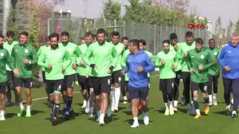 Spor Rıza Çalımbay Kalan 6 Maçı İyi Sonuçlarla Bitirmek İstiyoruz Spor Rıza Çalımbay Kalan 6 Maçı İyi Sonuçlarla Bitirmek İstiyoruz