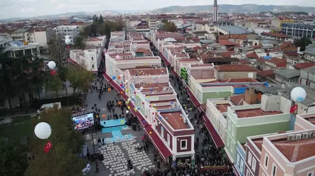150 Yıllık Tarihi Olan Uzun Çarşı Büyükşehir Belediyesince Restore Edildi 150 Yıllık Tarihi Olan Uzun Çarşı Büyükşehir Belediyesince Restore Edildi