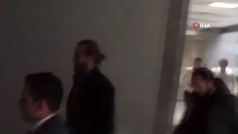 58 Kişinin Sosyal Medya Hesaplarının Ele Geçirilmesi Davasında Ünlü Oyuncu Engin Altan Düzyatan... 58 Kişinin Sosyal Medya Hesaplarının Ele Geçirilmesi Davasında Ünlü Oyuncu Engin Altan Düzyatan...