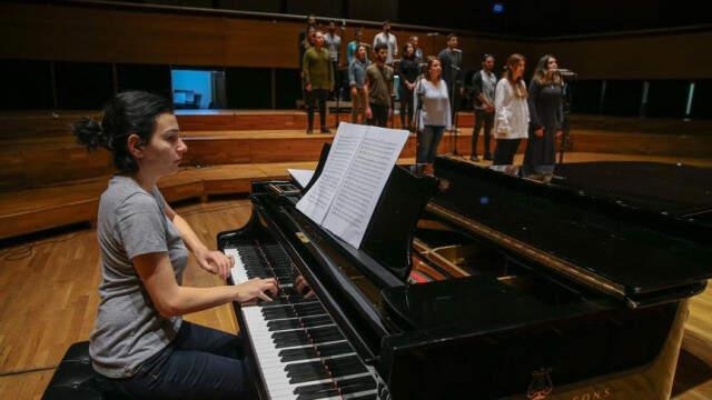 Atatürk'ü, 'Sensin Atatürk' Senfonisiyle Anacaklar