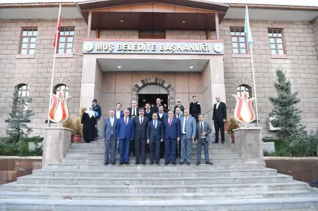 Bakan Yardımcısı Aksu'dan Muş Belediyesine Ziyaret