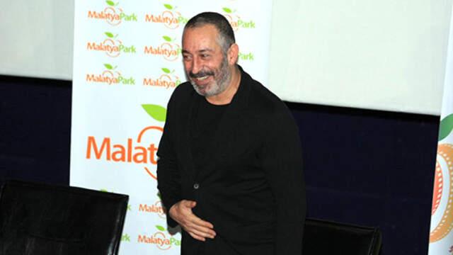 Cem Yılmaz Sinemaseverlerle Bir Araya Geldi