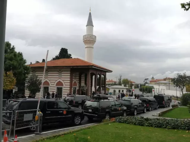Erdoğan Cuma Namazını Kerem Aydınlar Camii'nde Kıldı