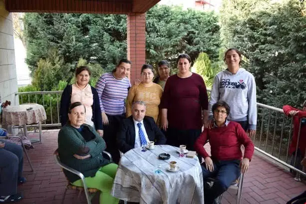 Kaymakam Duru'dan Özel Öğrencilere Anlamlı Ziyaret Kaymakam Duru'dan Özel Öğrencilere Anlamlı Ziyaret