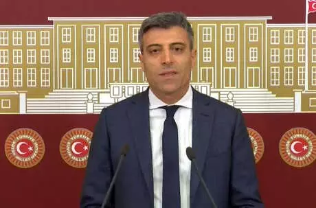 Öztürk Yılmaz: Ne Yapıyorsan Yap, İstifa Etmiyorum