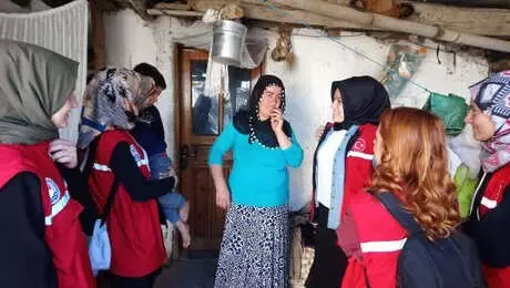 Batıdan Doğuya Gönül Alıp, Gönül Vermeye Geldiler