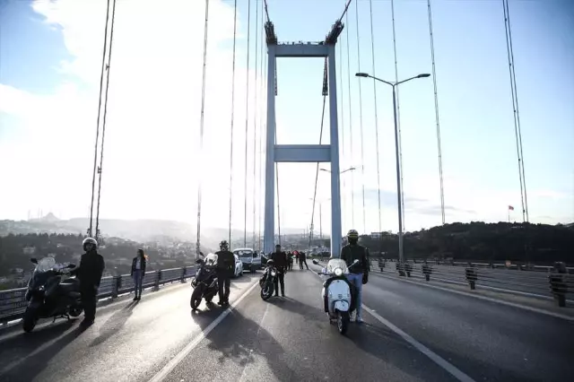 Büyük Önder Atatürk'ü Anıyoruz Büyük Önder Atatürk'ü Anıyoruz
