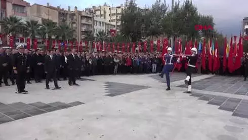 Çanakkale'de Saat 09.05'te Hayat Durdu