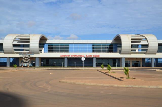 Türk Firmaları Tarafından Senegal'de İnşa Edilen Havalimanı 2 Milyondan Fazla Yolcuya Hizmet Verdi