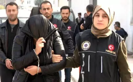 Uyuşturucu Şüphelisi Muhabire, 'Seni Seviyorum Bekle' Diye Bağırdı