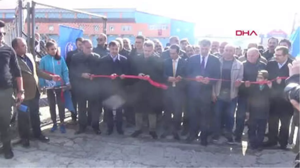 Ağrı'da Stadyumun Açılış Maçında Olay Çıktı