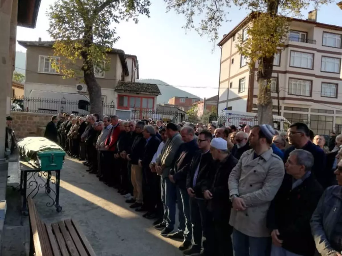 AK Parti İlçe Başkanı Göbekçi'nin Acı Günü