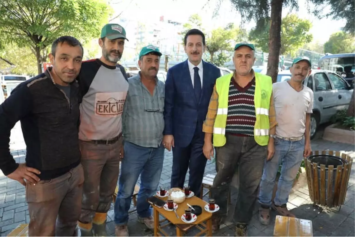 Başkan Tok Yeni Projeler İçin Halkın Fikrini Alıyor