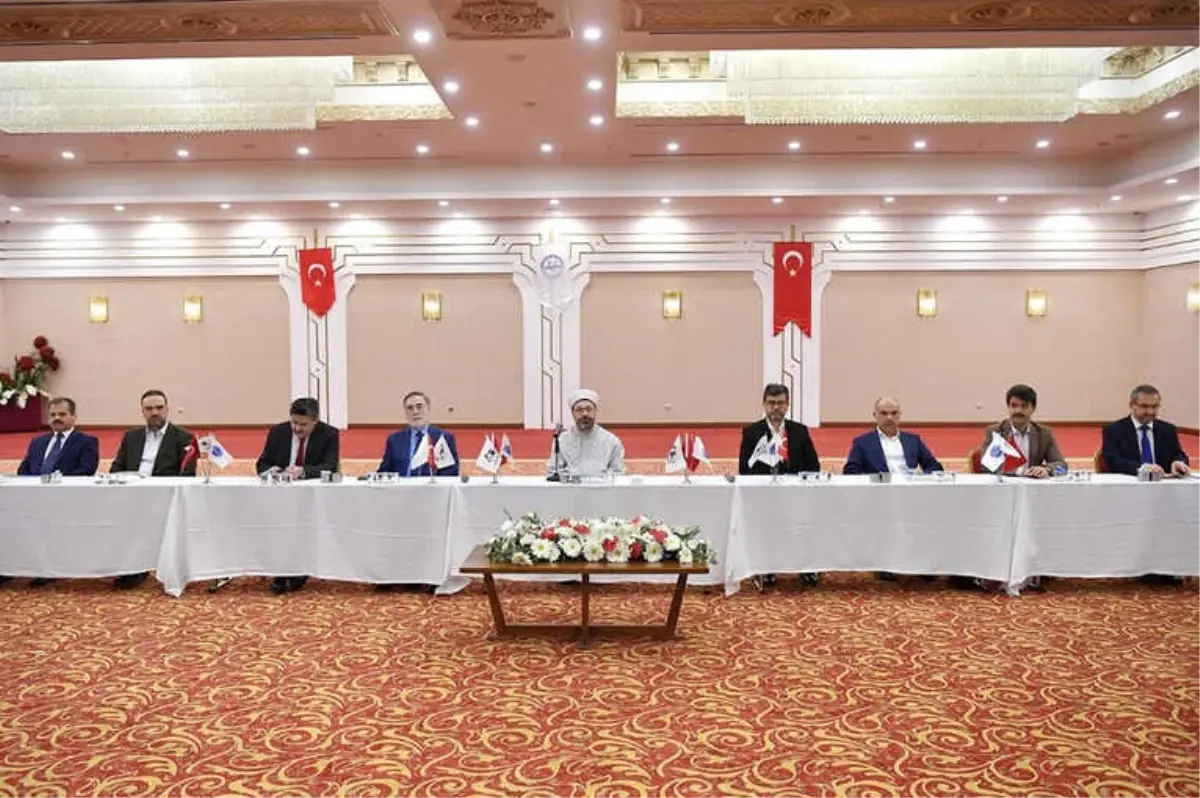 Diyanet İşleri Başkanı Erbaş: 'Hac Hizmetlerimizi Her Sene Daha İyi Noktalara Getirmenin...