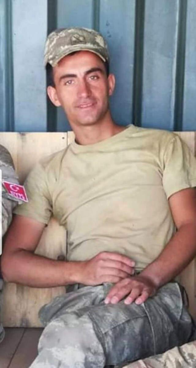 Mühimmat Faciasında Şehit olan Askerlerimizin Hikayeleri Yürek Dağladı
