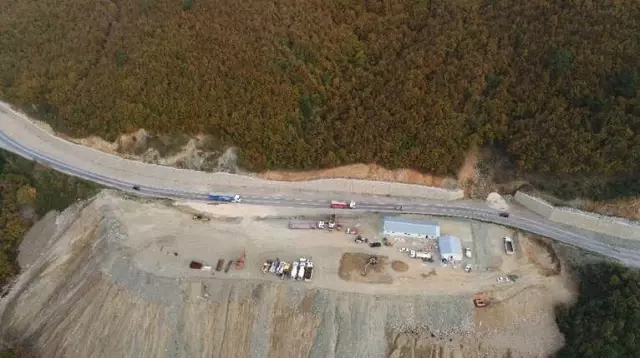 Uludağ'ın Eteklerinde 40 Yıllık Özlem Bitiyor, Dağ İlçelerine Ulaşım İçin Tünel İnşaatı Başladı Uludağ'ın Eteklerinde 40 Yıllık Özlem Bitiyor, Dağ İlçelerine Ulaşım İçin Tünel İnşaatı Başladı