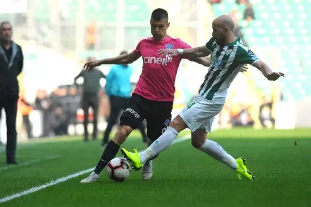 Spor Toto Süper Lig: Bursaspor: 1 - Kasımpaşa: 1 (İlk Yarı) Spor Toto Süper Lig: Bursaspor: 1 - Kasımpaşa: 1 (İlk Yarı)