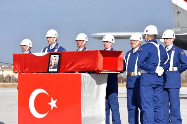 Süngü Tepe Şehitlerinden 3'ü Memleketlerine Uğurlandı