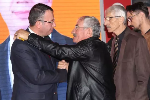 Tepebaşı'nda AK Parti'den Ahmet Sivri Aday Adayı Tepebaşı'nda AK Parti'den Ahmet Sivri Aday Adayı