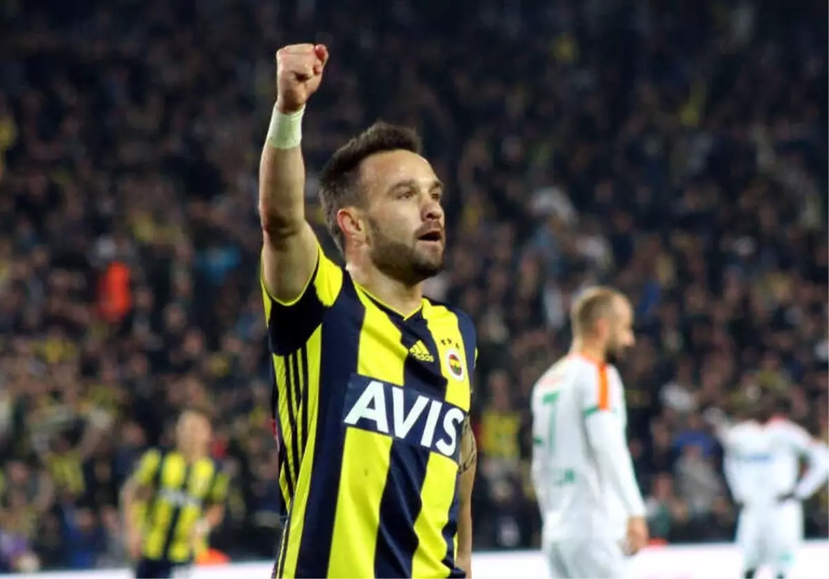 Valbuena'ya Sevgi Seli