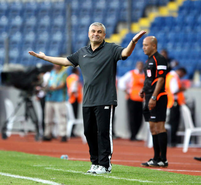 Atiker Konyaspor'dan Ayrılan Rıza Çalımbay Kimdir?