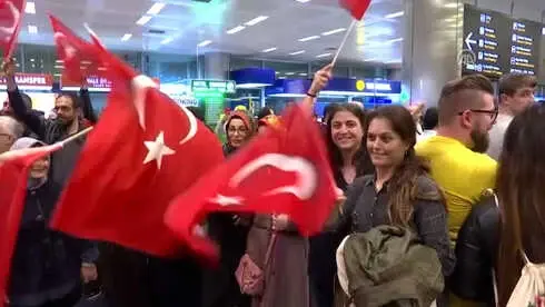 Milli Karateciler Yurda Döndü Milli Karateciler Yurda Döndü