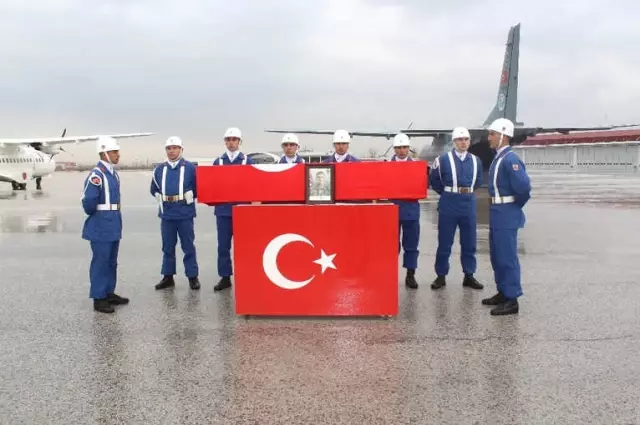 Şemdinli Şehitleri Memleketlerine Uğurlandı
