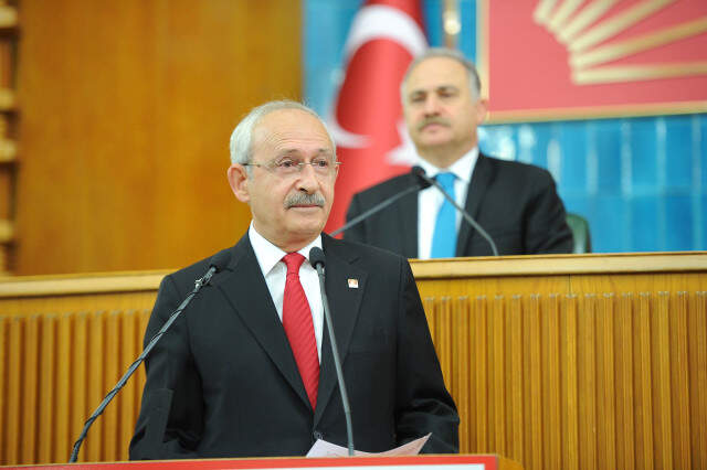 Son Dakika! 'Türkçe Ezan' Çıkışı ile Gündeme Gelen CHP'li Yılmaz, Parti Yönetimi İçin Söylediği Sözler Nedeniyle 2. Disipline Sevk Edildi